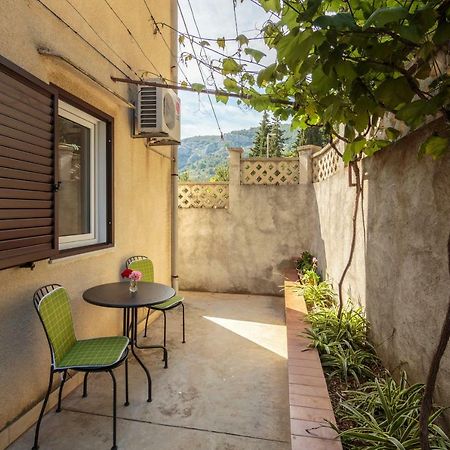 Apartmani Jordana Komiža Exteriér fotografie