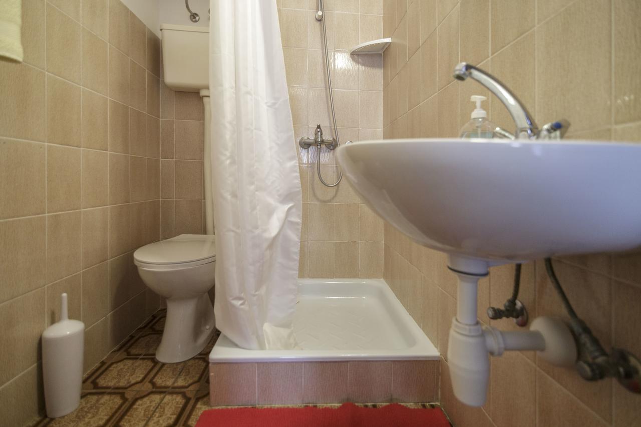 Apartmani Jordana Komiža Exteriér fotografie