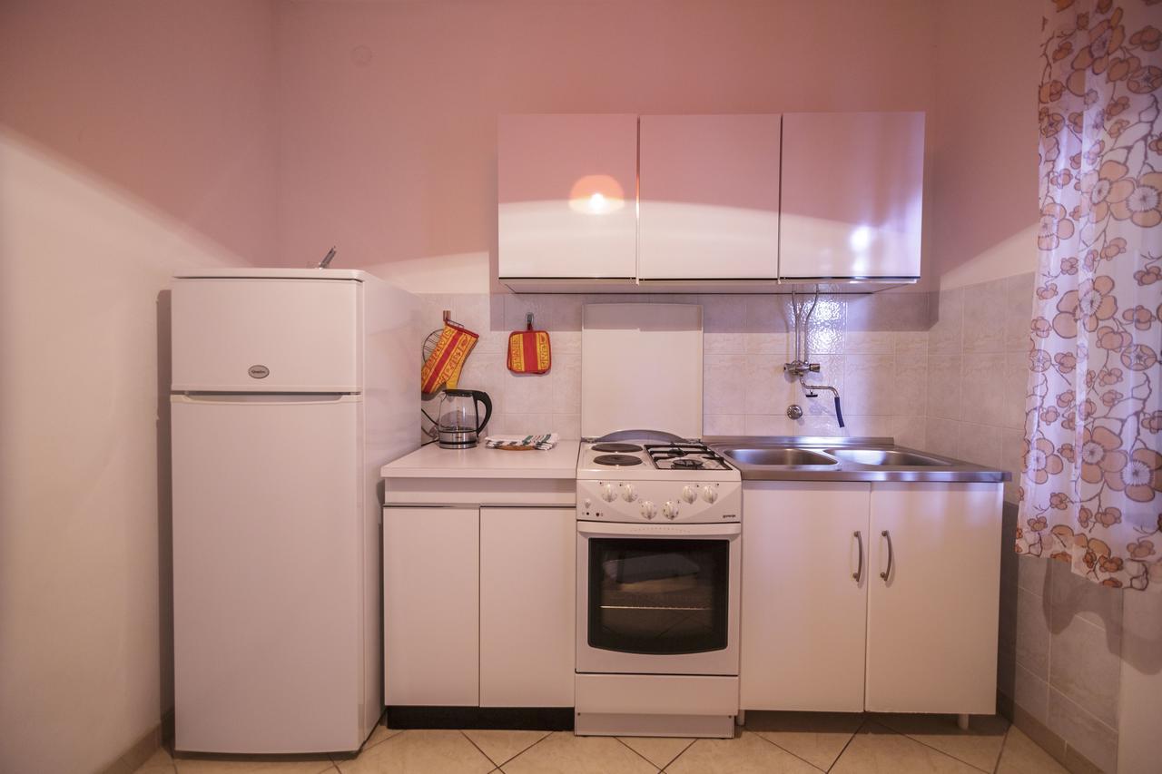 Apartmani Jordana Komiža Exteriér fotografie